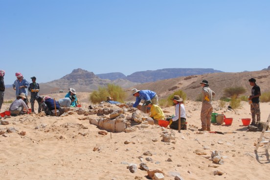 Digging begins at 'Ayn Gharandal